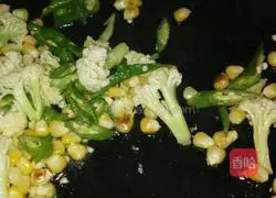 Illustration of how to make egg fried rice 3