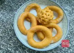 Illustration of how to make pumpkin steamed buns 15