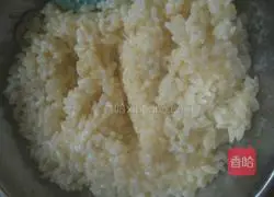 Illustration of how to make golden egg fried rice 2