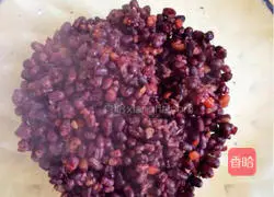 Illustration of how to make pumpkin and red bean paste steamed buns 3