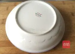 Illustration of how to make egg fried rice 17