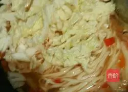 Home-style noodle soup Illustration of how to make strips 18