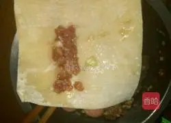 Illustration of how to make wontons 7