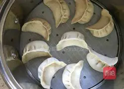 Illustration of how to make winter melon dumplings 11