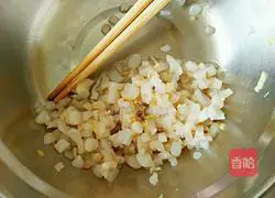 Illustration of how to make squid dumplings 2