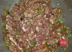 Illustration of how to make shepherd's purse dumplings 3