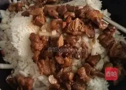 Illustration of how to make beef fried rice 3