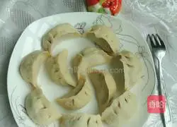 Illustration of how to make moon dumplings 8