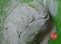 Illustration of how to make spinach steamed buns 6