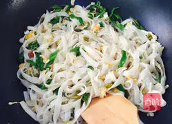 Quick Food - Illustration of how to make fried noodles 4