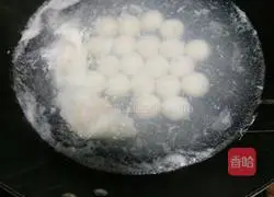 Illustration of how to make poached egg dumplings 2