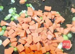 Illustration of how to make rainbow fried rice 7