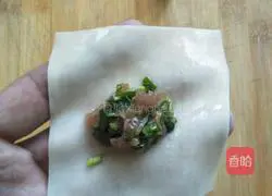 Illustration of how to make appetizing breakfast wontons 5