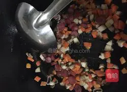 Illustration of how to make mushroom fried rice 4