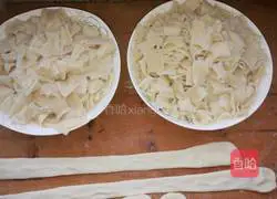 Illustration of how to make five-color fried noodles 9