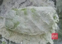 Illustration of how to make delicious spinach skin and celery dumplings 10