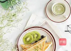 Chocolate Banana Sandwich Recipe Illustration 8