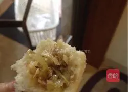 Illustration of how to make broccoli and pork buns 13