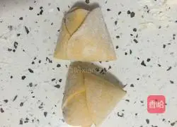 Illustration of how to make pumpkin rose steamed buns 11