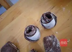 Illustration of how to make two-color steamed buns 15