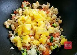 Pictures of how to make pineapple chicken fried rice 8