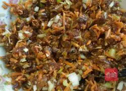 Illustration of how to make dough meat pie 6