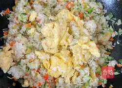 Vegetable and Egg Fried Rice Recipe Illustration 6