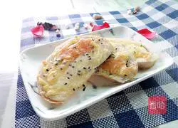 Illustration of how to make grilled cheese steamed buns 5