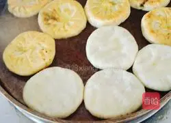 Illustration of how to make pickled cabbage pie 6