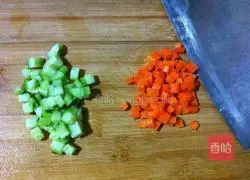 Illustration of how to make fried rice with cabbage and minced meat 3