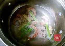 Illustration of how to make pan-fried potato and shrimp cakes 7