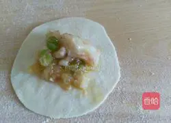 Illustration of how to make winter melon and shrimp dumplings 13