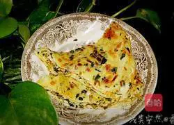 Illustration of how to make purslane garlic egg pancake 10