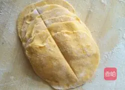 Illustration of how to make pumpkin rose steamed buns 4