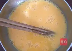 Illustration of how to make duck esophageal fried rice 4