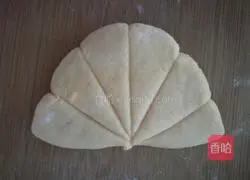 Illustration of how to make sweet potato lotus leaf cake 8