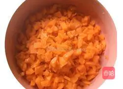 Illustration of how to make potato pancakes with mixed vegetables and meat 1