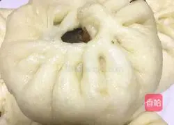 Illustration of how to make prunes and steamed buns 15