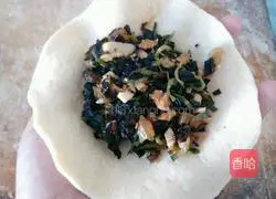 Illustration of how to make yeast pie 16