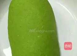 Illustration of how to make cabbage dumpling wrappers 1