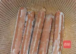 Illustration of how to make sausage steamed bun rolls 4