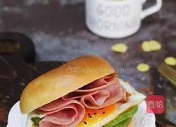 Bagel Burger Recipe Illustration 22