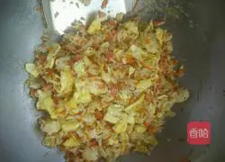 Illustration of how to make egg fried rice 7