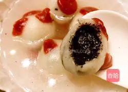 Illustration of how to make piggy glutinous rice balls 11