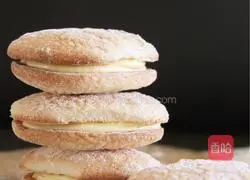 Illustration of how to make dacquoise protein cake 13