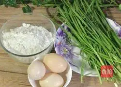Illustration of how to make chive egg pancake 1