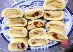 Illustration of how to make glutinous rice flavored sausage and bean dregs steamed bun rolls 19