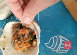 Illustration of how to make kelp buns 21