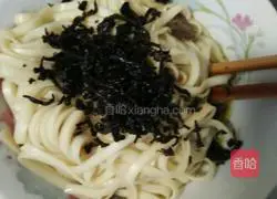 Illustration of how to make noodles 4
