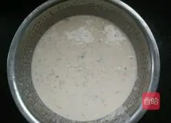 Illustration of how to make delicious homemade batter breakfast cakes 2